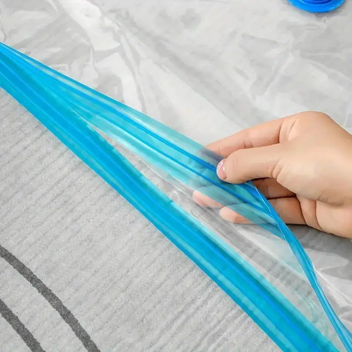 Mini Electric Vacuum Pump – Compression Sealer for Clothes & Food Storage Bags | Space-Saving Organizer